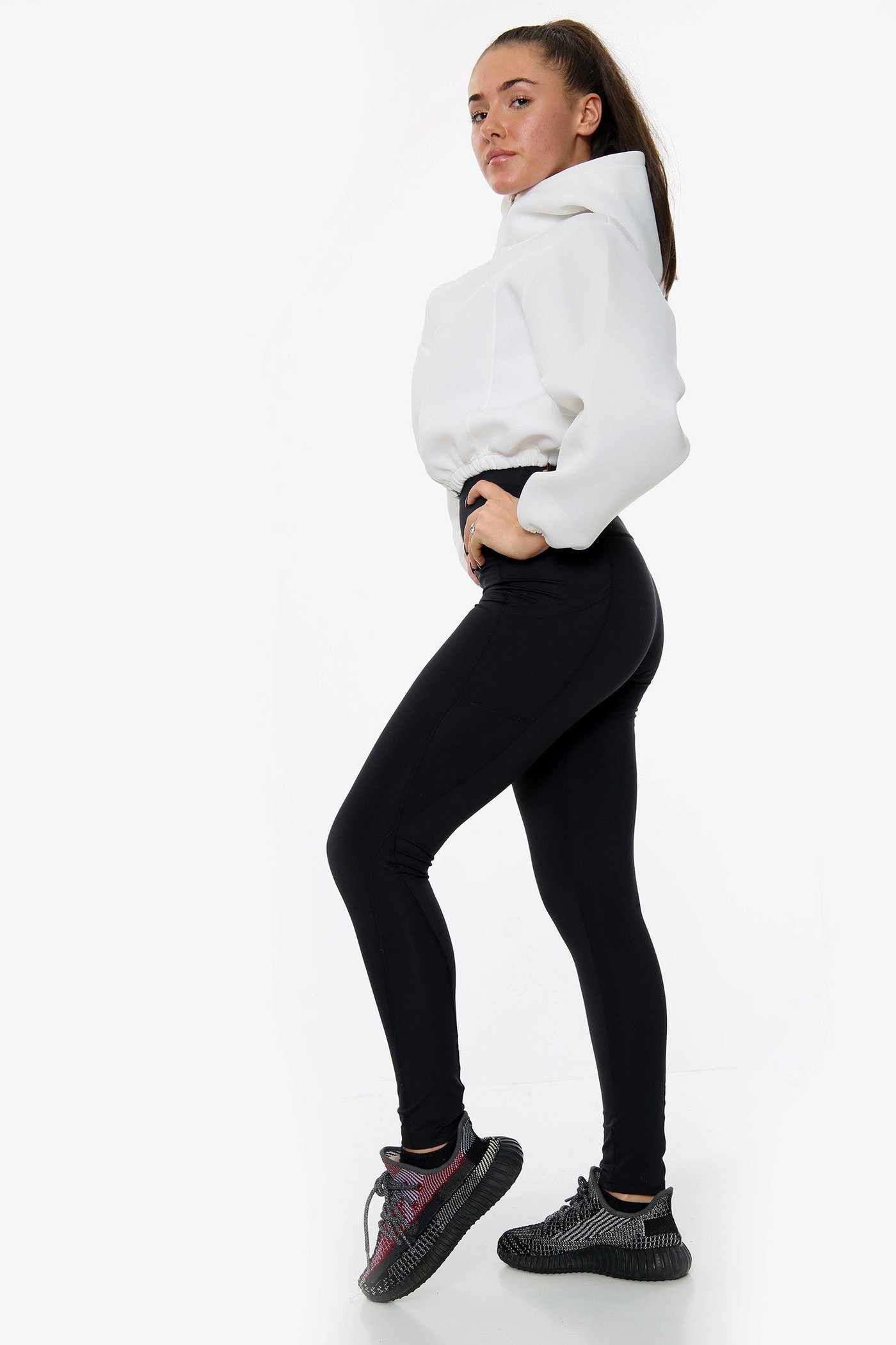 Full-Length Sleeves Casual Cropped Hoodie Loungewear view 3